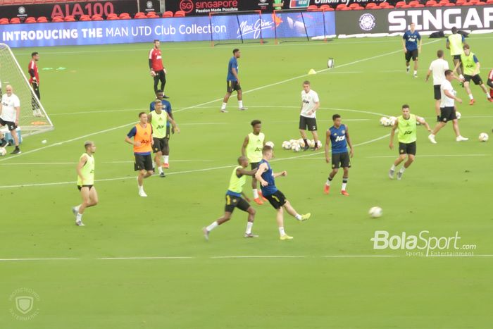 Para pemain Manchester United beraksi dalam sesi latihan International Champions Cup 2019 di National Stadium, Jumat (19/7/2019).