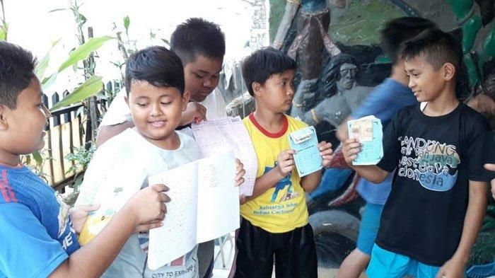 Tujuh bocah di Bogor patungan untuk beli sapi kurban