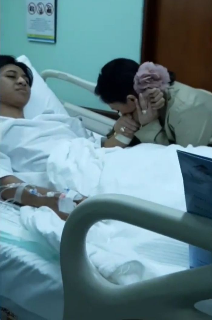 Anak sulung Yuni Shara masuk rumah sakit