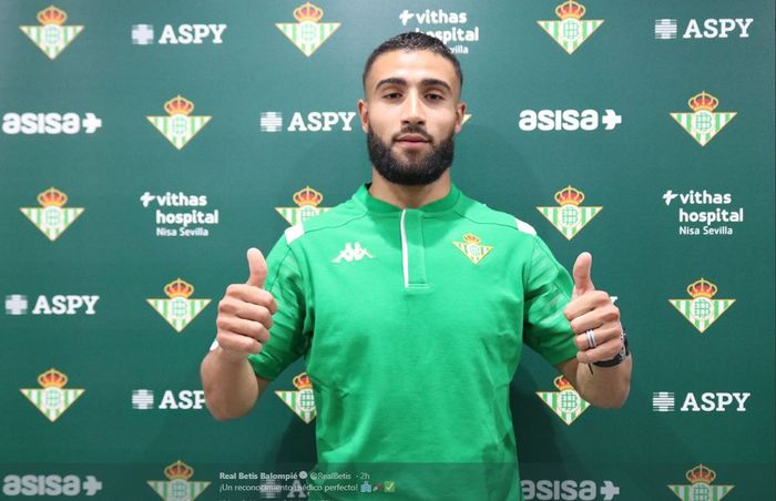 Nabil Fekir resmi bergabung dengan Real Betis.