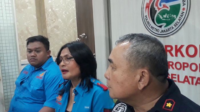 Kompol Vivick Tjangkung, Kasat Narkoba Polres Jakarta Selatan, saat rilis penangkapan Jefri Nichol pada Rabu (24/7/2019).