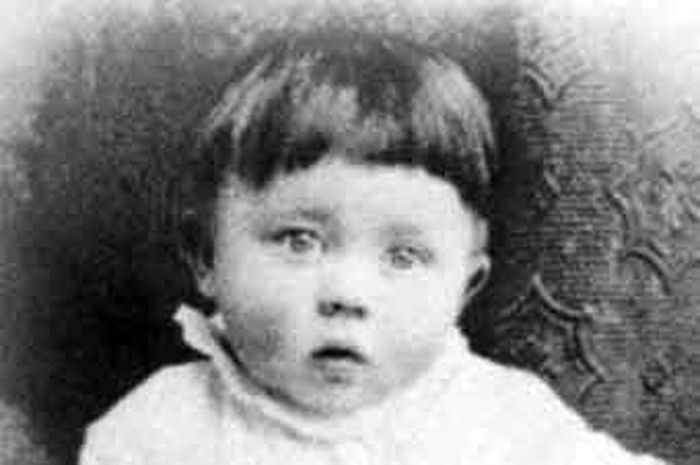 Adolf Hitler kecil