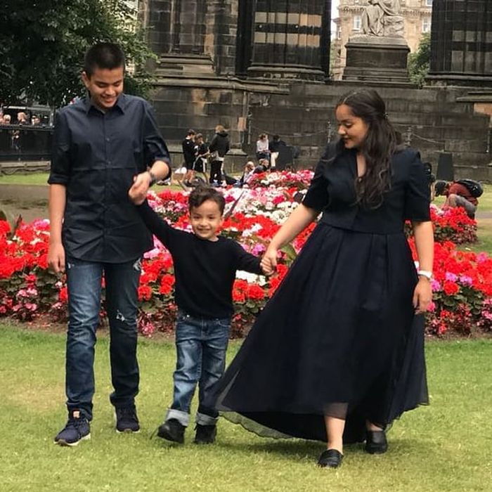 Farah Labita dan adik-adiknya