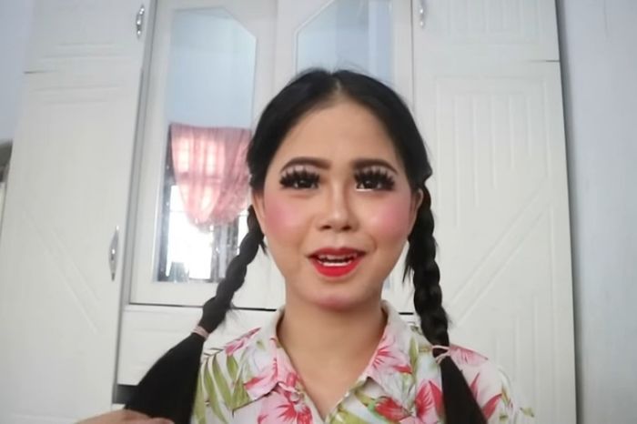 Viral! Niat Hati Dandan Cantik di Salon, YouTuber Ini Kaget Wajahnya Malah Jadi Mirip Annabelle
