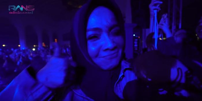 Rieta Amalia merasa bangga terhadap Gigi
 
