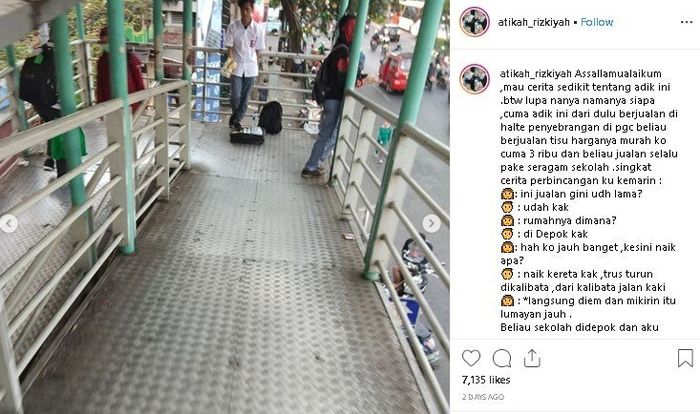 Seorang siswa SMA berjualan tisu untuk bertahan hidup.