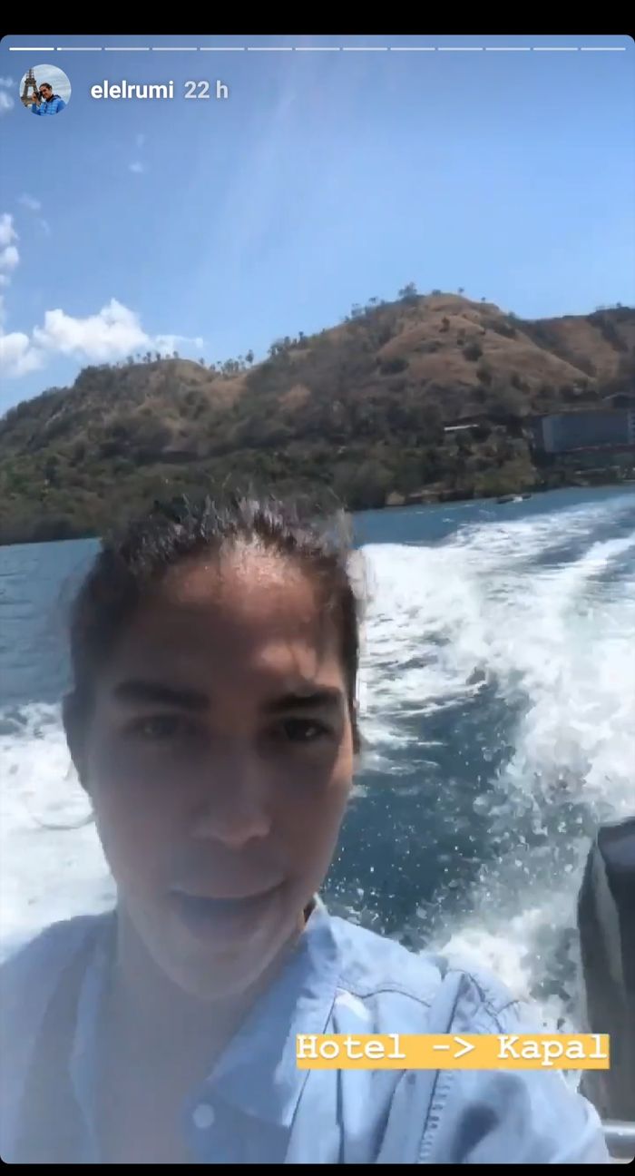 Insta story El Rumi saat liburan bersama Maia Estianty