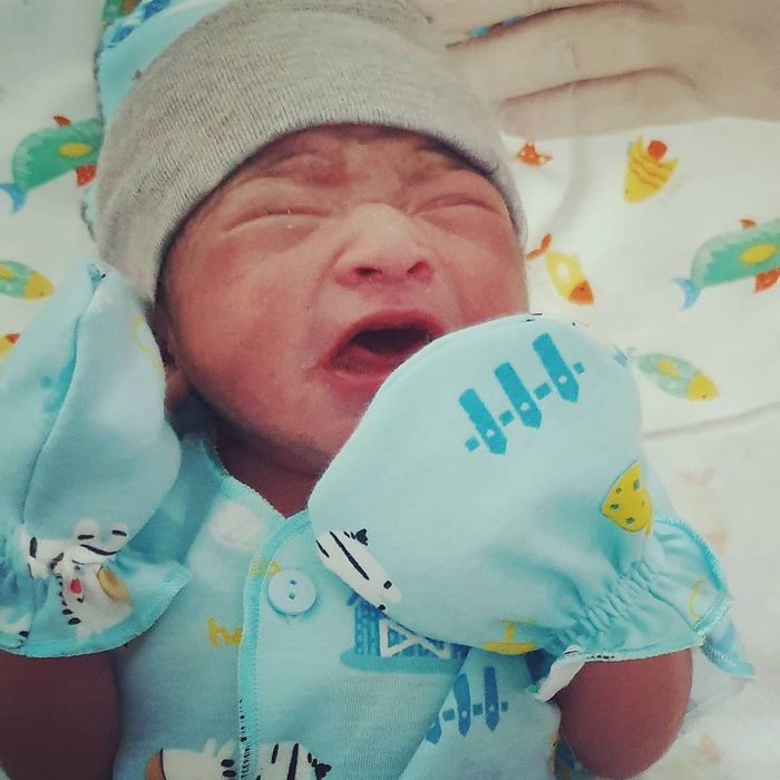 Evi Masamba Melahirkan Anak Pertama, Intip 3 Potret Bayinya yang Menggemaskan