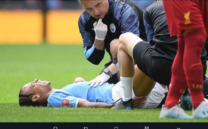 Leroy Sane mengalami cedera saat Manchester City menghadapi Liverpool pada ajang Community Shield di Stadion Wembley, 4 Agustus 2019.