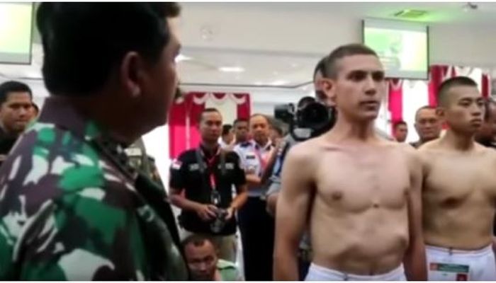 Enzo, taruna Akmil keturunan Prancis yang viral di medsos.