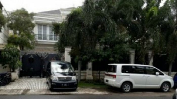 Ketiga Anak Halimah Agustina Kamil Labrak ayahnya, Bambang Trihatmodjo