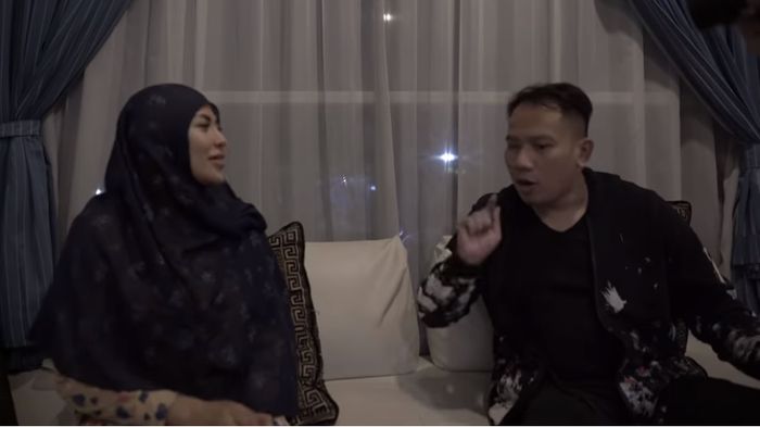 Vicky Prasetyo dan <a href='https://pontianak.tribunnews.com/tag/cinta-penelope' title='Cinta Penelope'>Cinta Penelope</a>