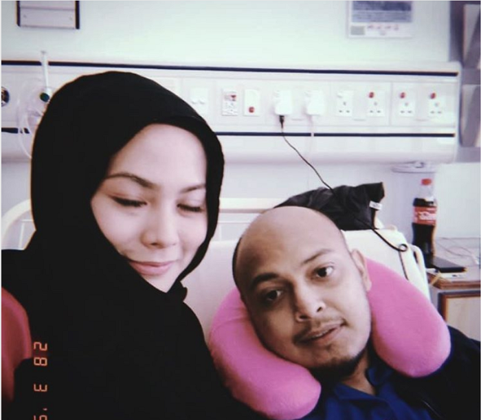 Viral! Kisah Cinta Sepasang Sejoli Penderita Kanker Asal Malaysia, Jatuh Cinta di Rumah Sakit hingga Akhirnya Memutuskan Menikah