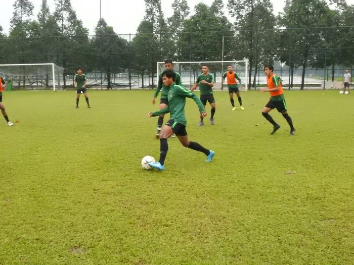 Latihan timnas U-18 Indonesia di Vietnam dalam rangka Piala AFF U-18 2019.