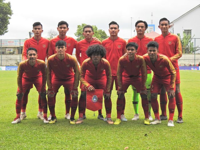 Timnas U-18 Indonesia saat hendak menghadapi timnas U-18 Filipina pada matchday pertama Piala AFF U-18 2019, Selasa (6/8/2019).