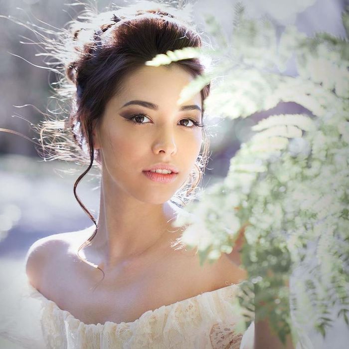 Pesona Annisa Rawles