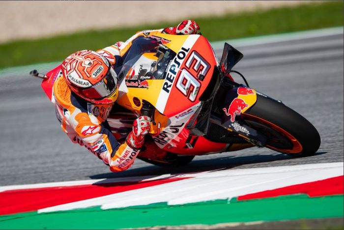 Pembalap Repsol Honda, Marc Marquez, kala tampil di salah satu sesi latihan bebas MotoGP Austria 2019, Jumat (9/8/2019)