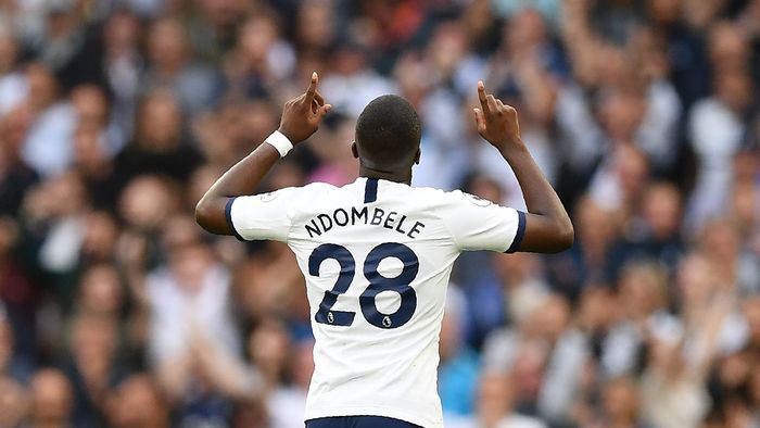 Tanguy Ndombele, pemecah rekor transfer termahal Tottenham Hotspur, langsung mencetak gol pada pekan  perdana Liga Inggris 2019-2020.
