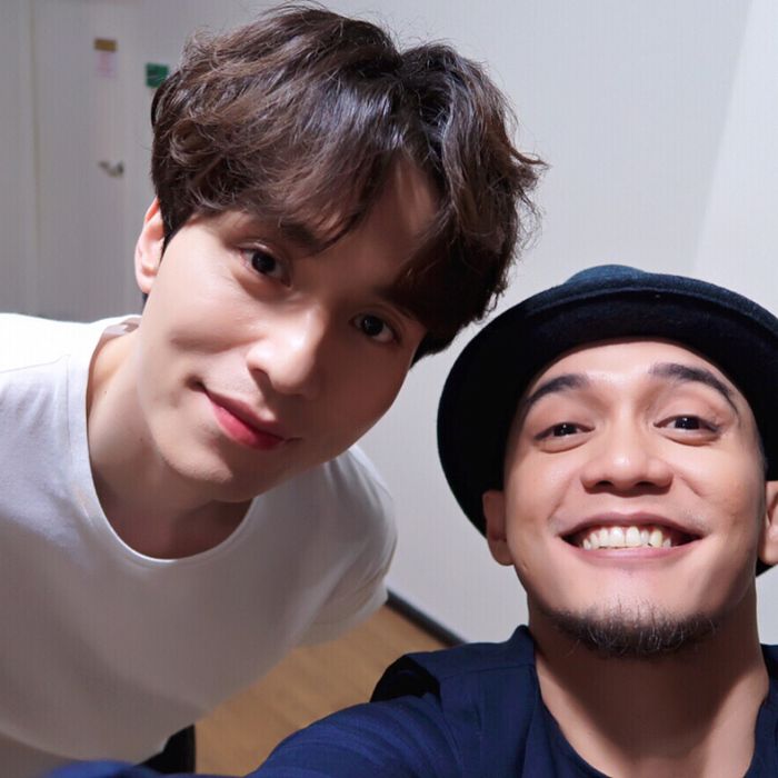 Ichsan Akbar dan Lee Dong Wook
