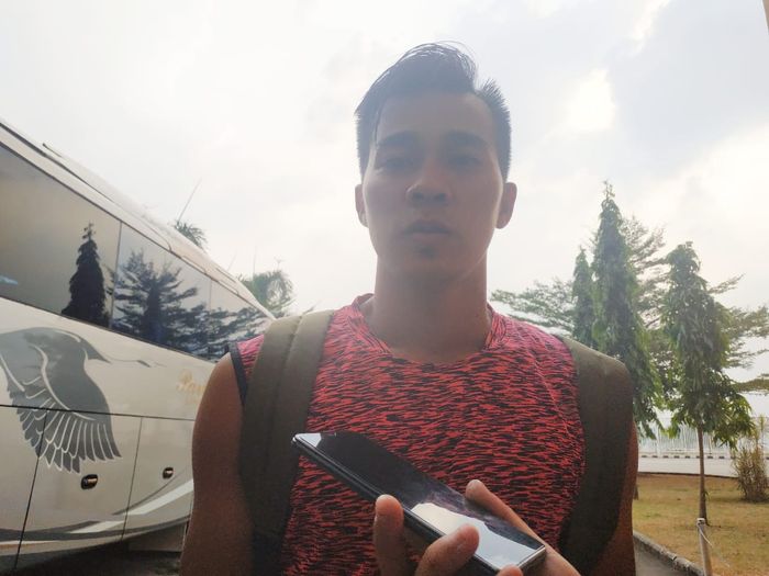 Kiper Tira Persikabo, Angga Saputra di Stadion Pakansari, Kabupaten Bogor, Rabu (14/8/2019).