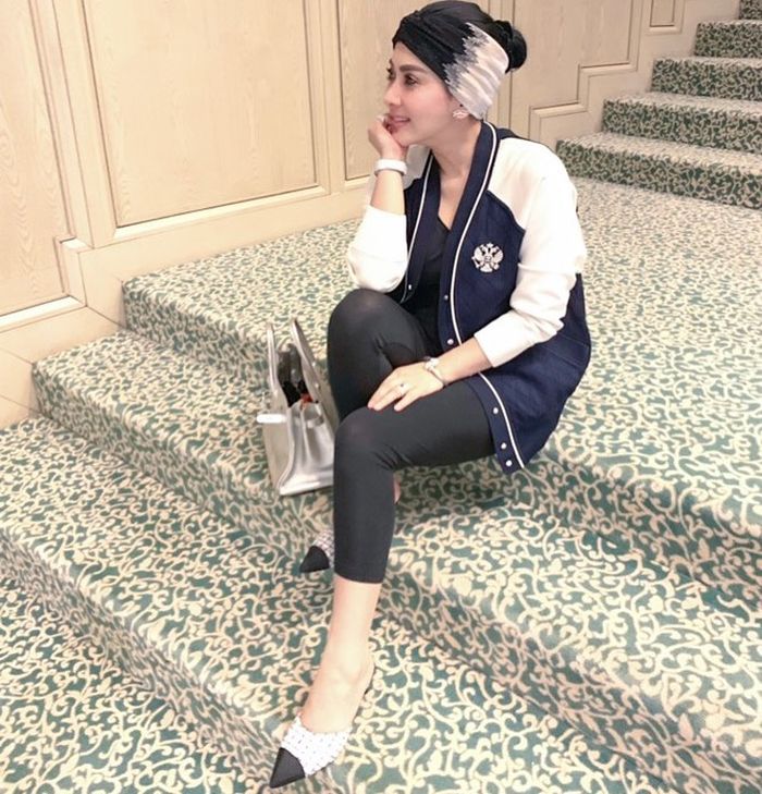 Syahrini Kepergok Letakkan Tas Mewah Seharga Rp 1 Miliar di Lantai