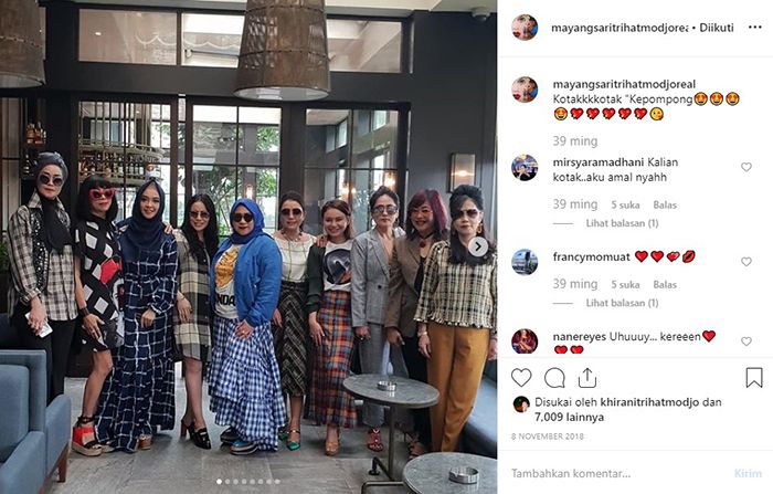 Kelompok arisan Mayangsari bernama Geng Kepompong