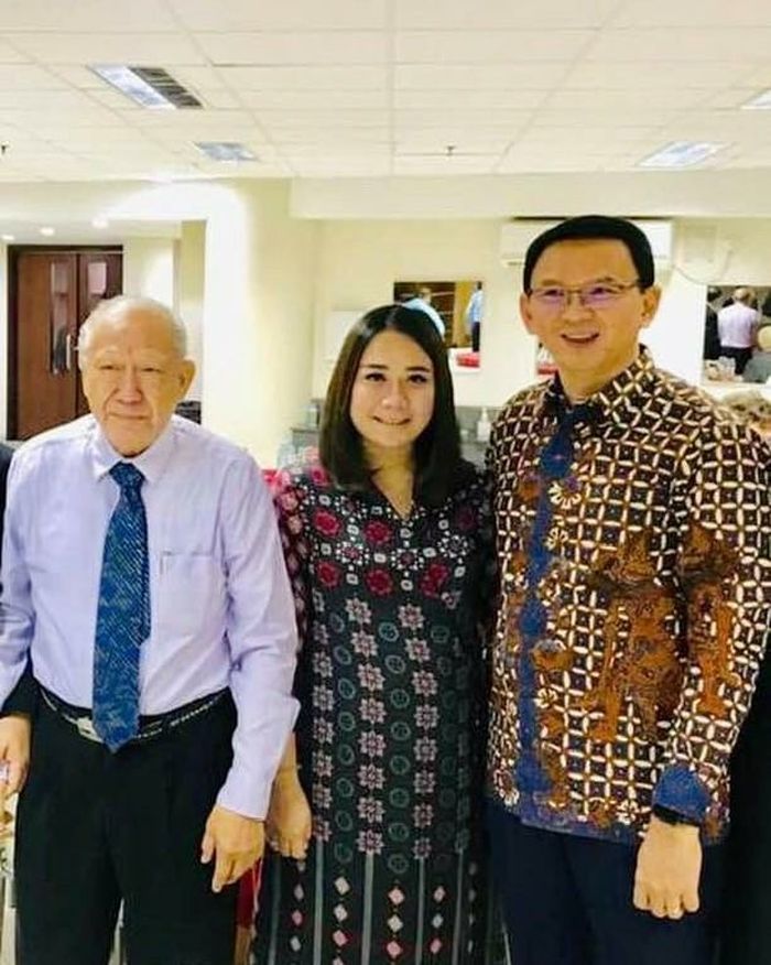 Ahok dan Puput Nastiti lakukan baby shower