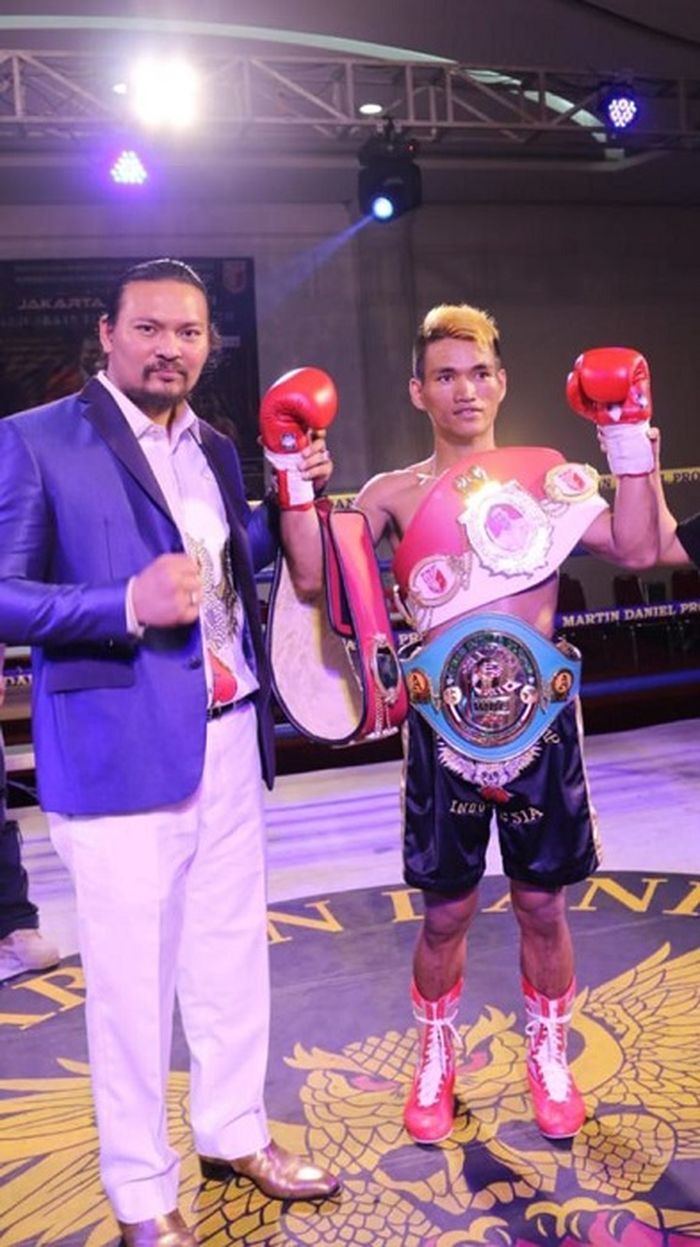 Kisah Rivo, Mantan Juara Tinju Kelas WBC dan IBF yang Harus Rela Jadi Kuli Bangunan Demi Menyambung Hidup, Bahkan Pernah Hanya Dapat Uang Rp 50 Ribu Per Hari