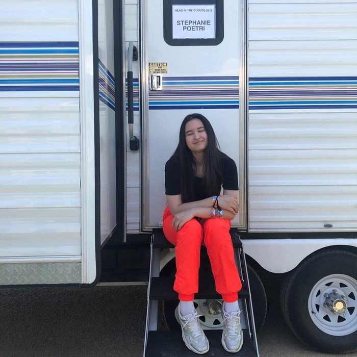 Stephanie Poetri menjadi penampil dalam acara milik 88rising, Head In The Clouds 2019, yang digelar di LA State Historic Park, Amerika Serikat pada Sabtu (17/8/2019).