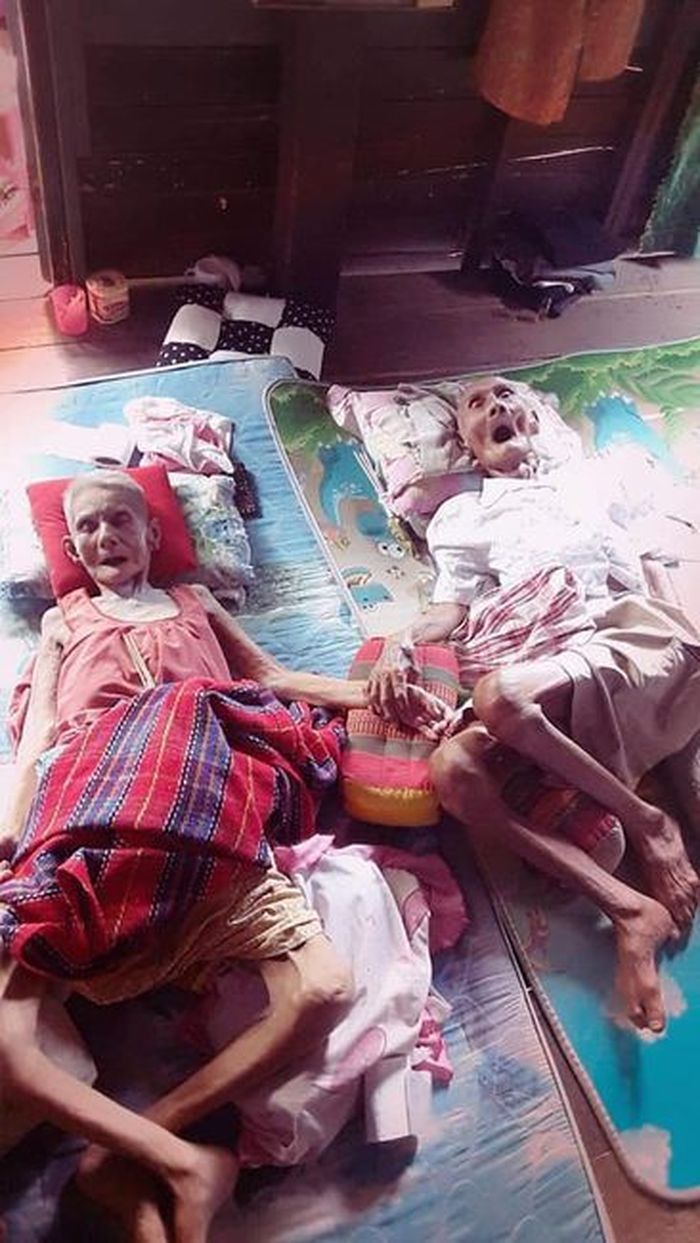 Keduanya meninggal, dalam kondisi masih bergandengan tangan.