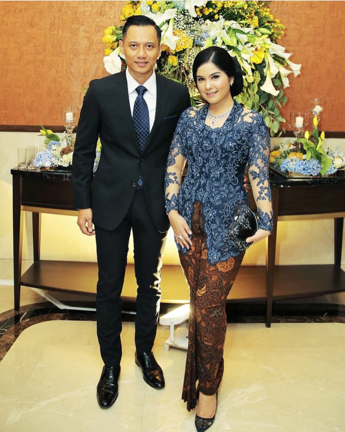 Cantiknya Menantu SBY Annisa Pohan dengan Balutan Kebaya Saat Foto