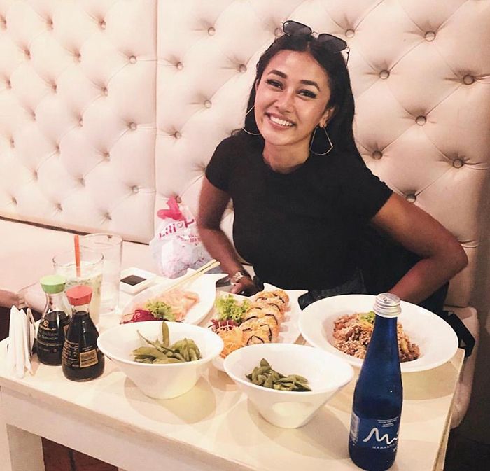 Potret cantik Mutia Ayu