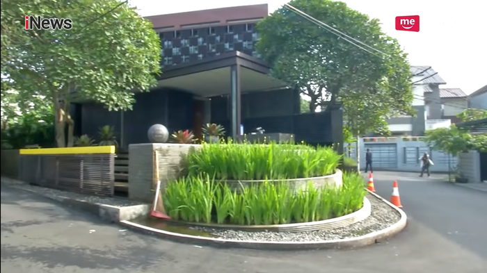 Rumah Ridwan Kamil tampak depan