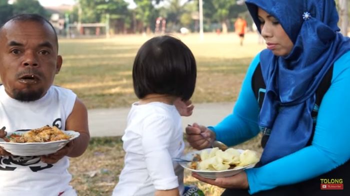 Anak Bungsunya Miliki Postur Tubuh yang Sama dengan Ucok 