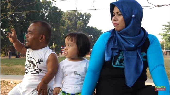 Kebersamaan Ucok Baba dan keluarga