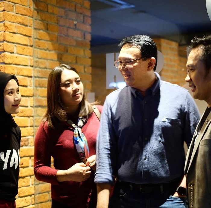 Akrab dengan Anak Tiri, Lihat Tampilan Puput Nastit Devi Saat Nonton Bioskop Bareng Ahok dan Sean