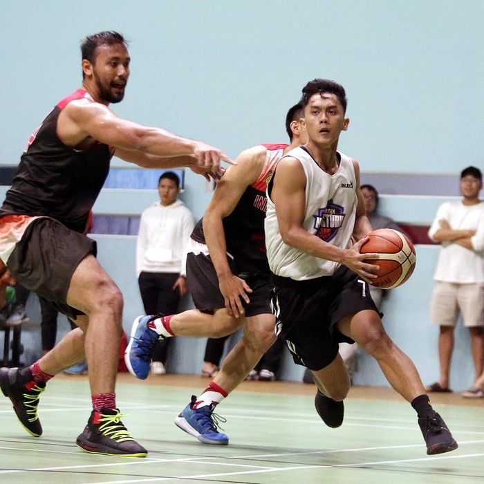 Timnas basket Indonesia beruji coba dengan Amartha HangTuah di GBK Arena, 29 Agustus 2019. 