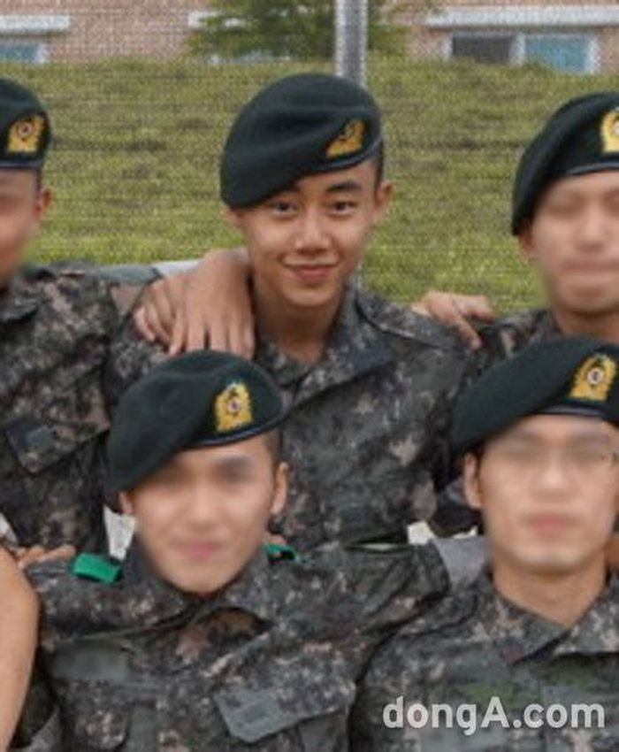 Park Ji Min saat menjalani wajib militer.