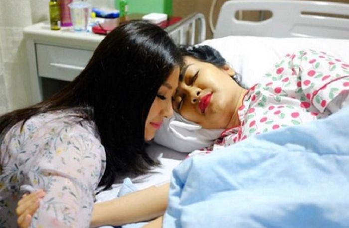 [LIBURAN] Sebelum Meninggal, Julia Perez Pernah Minta Sarwendah Bawakan Makanan Ini Sebagai Pesan Terakhir