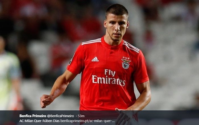 Bek tengah Benfica, Ruben Dias, dirumorkan menjadi target Manchester United pada bursa transfer musim dingin 2020.