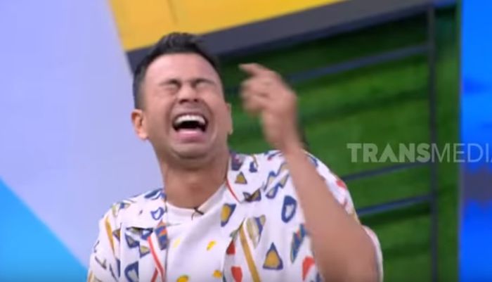Raffi Ahmad tergelak saat bertemu Husein Alatas