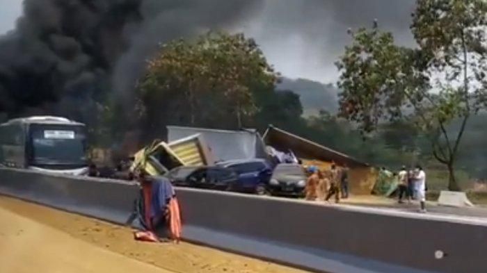 4 Jasad Terbakar dalam Kecelakaan Beruntun di Tol Cipularang, Kepala Forensik: Hangus Hampir Jadi Arang