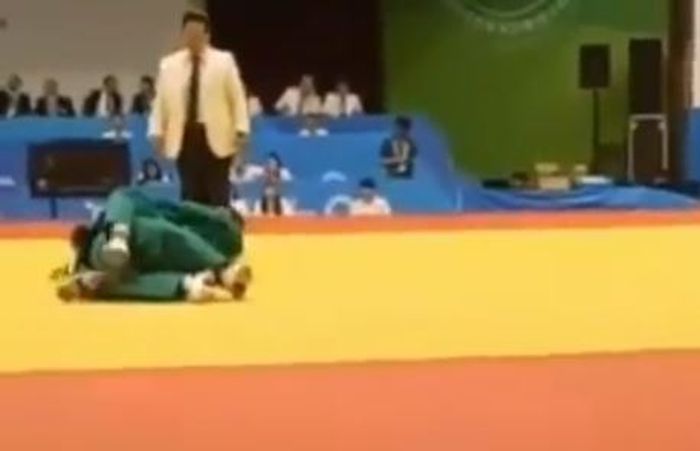 Aksi Serka Zulkifli tumbangkan atlet Yongmodo asal China saat kejuaraan hanya dalam hitungan detik.