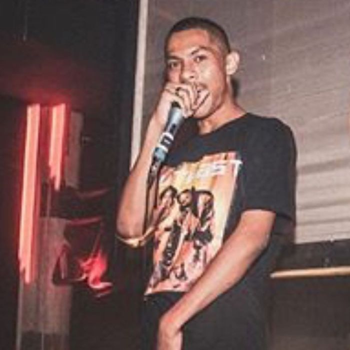 Atalla saat perform