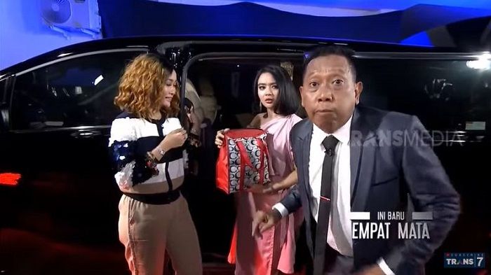 Tukul Arwana dan Wika Salim gerebek isi mobil Inul Daratista
