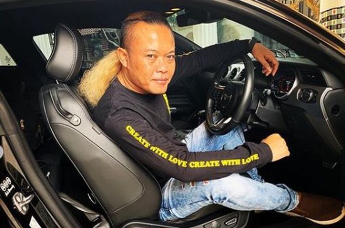 Wajah Sule terlihat sembab dan lesu