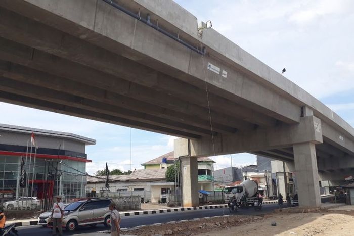 Feng Shui Buruk Ruko di Bawah Jembatan  Layang Kabel 