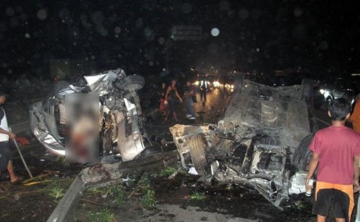 Kecelakan Tol Jagorawi yang melibatkan Dul Jaelani