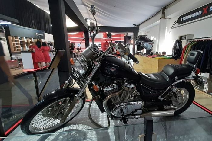 Suzuki intruder vs400 поршень