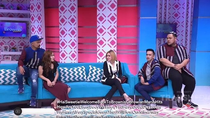 Para pembawa acara bingung setelah mendengar daerah bernama Tornado